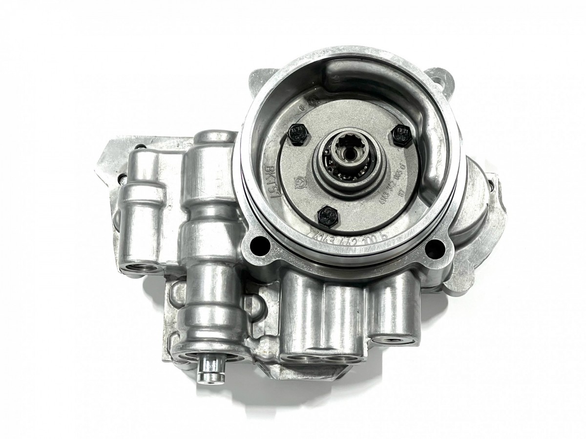 ZGAQ-02404 Насос масляный КПП BKT 4143.142.025, 4143142025 HYUNDAI ZGAQ-02404 Насос масляный КПП BKT 4143.142.025, 4143142025 HYUNDAI