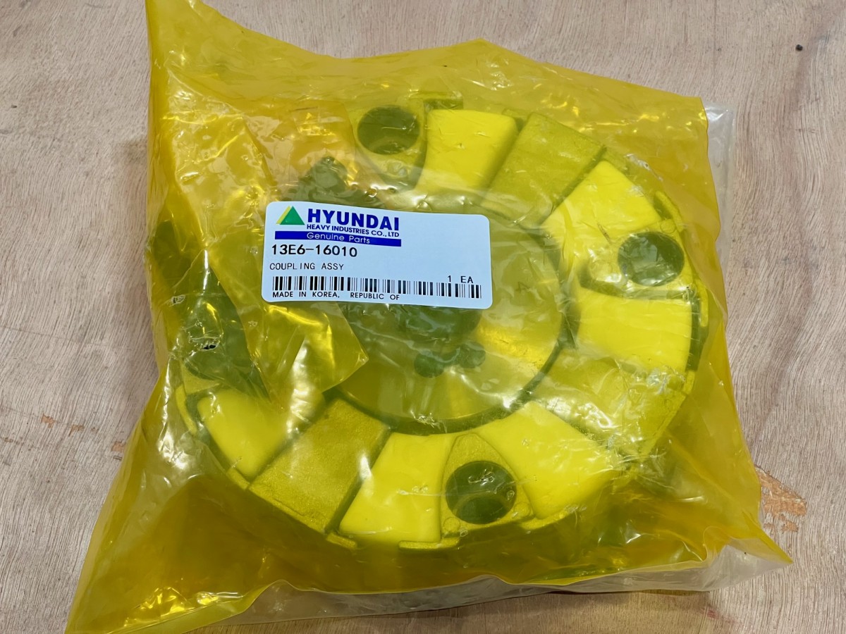 13E6-16010 Муфта в сборе 13E6-16030 HYUNDAI 13E6-16010 Муфта в сборе 13E6-16030 HYUNDAI
