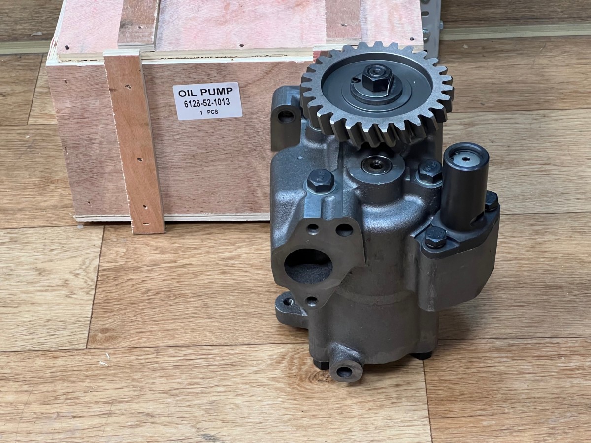 6128-52-1013 Насос масляный 6128-52-1014, 6128-52-1000 KOMATSU 6128-52-1013 Насос масляный 6128-52-1014, 6128-52-1000 KOMATSU