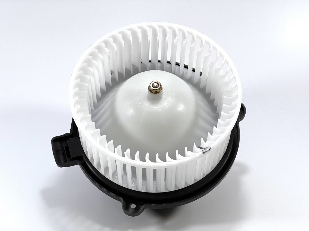 2538-6015 Мотор отопителя K1040112 DOOSAN 2538-6015 Мотор отопителя K1040112 DOOSAN