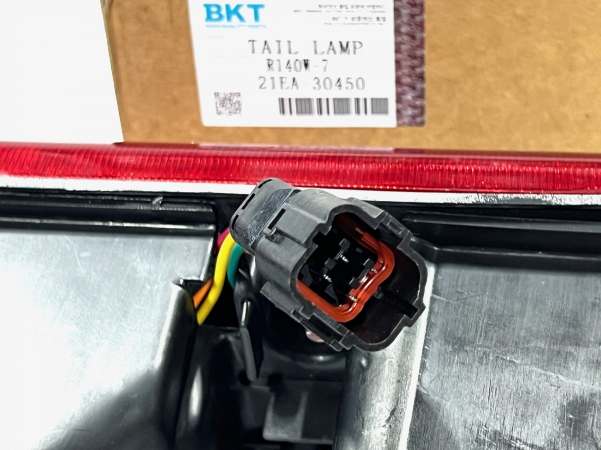 21EA-30450 Фонарь задний левый BKT HYUNDAI 21EA-30450 Фонарь задний левый BKT HYUNDAI