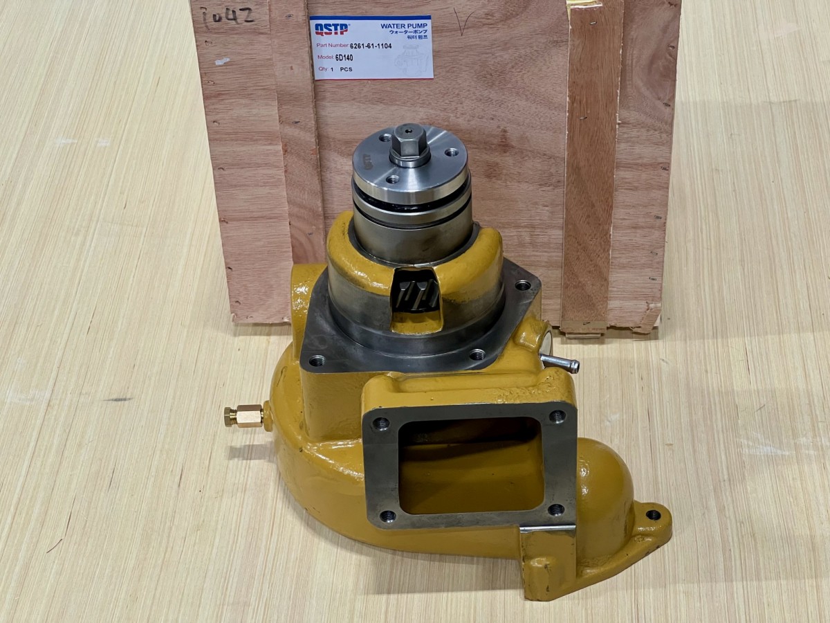 6261-61-1104 Насос водяной KOMATSU 6261-61-1104 Насос водяной KOMATSU
