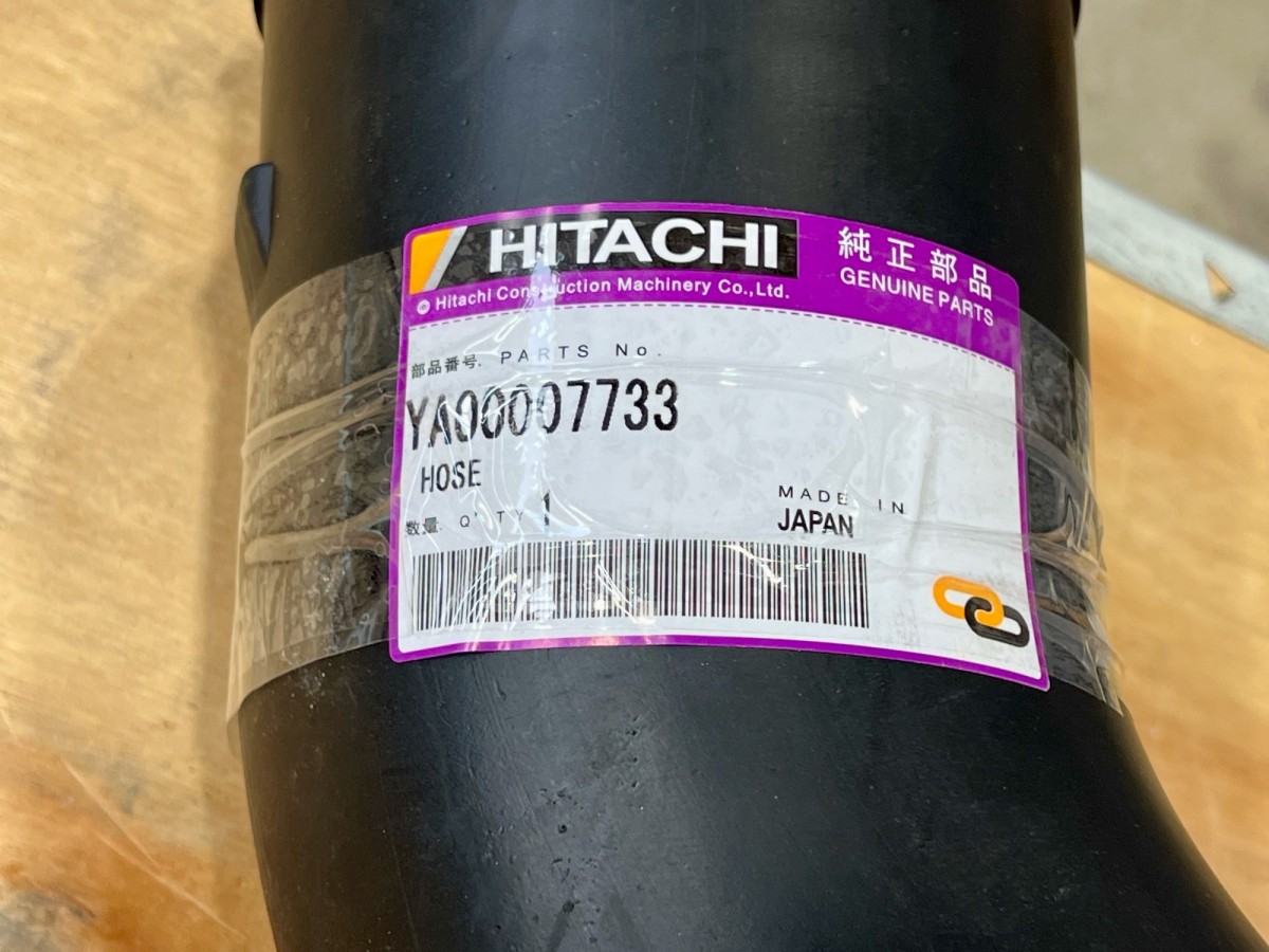 YA00007733 Патрубок воздушный HITACHI YA00007733 Патрубок воздушный HITACHI