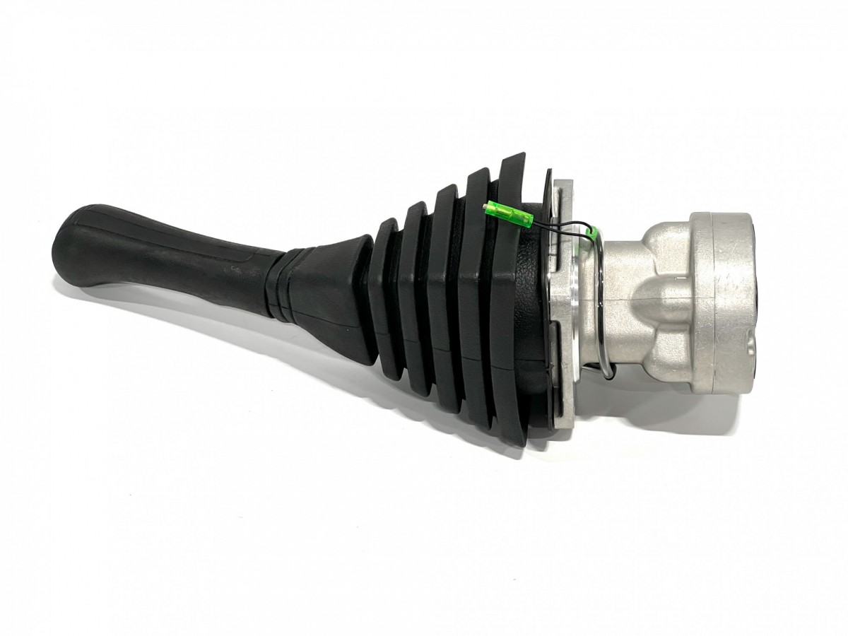 31N8-24200 Джойстик левый HYUNDAI 31N8-24200 Джойстик левый HYUNDAI