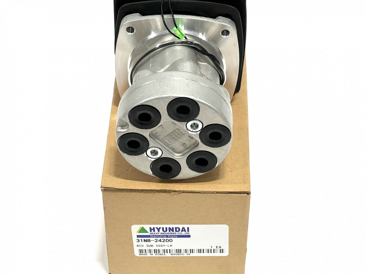 31N8-24200 Джойстик левый HYUNDAI 31N8-24200 Джойстик левый HYUNDAI