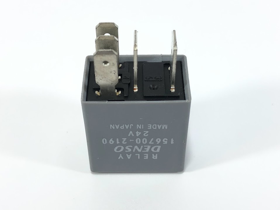 4436534 Реле KMG 156700-2190, 8980137900 4436534 Реле KMG 156700-2190, 8980137900