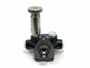ND092100-1602 Насос подкачки  KOMATSU