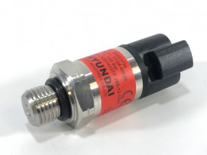 31Q4-40610 Датчик давления  HYUNDAI