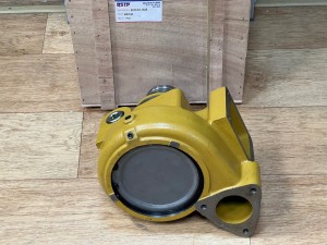 6212-61-1305 Насос водяной 6212-62-2100  KOMATSU