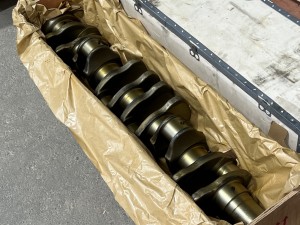 6151-35-1010 Вал коленчатый 6252-31-1010, 6151-31-1110, 6150-31-1010  KOMATSU 6151-35-1010 Вал коленчатый 6252-31-1010, 6151-31-1110, 6150-31-1010  KOMATSU