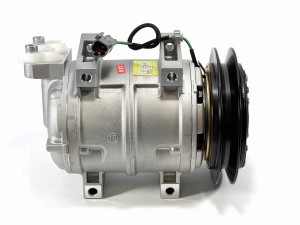 4456130 Компрессор кондиционера  HITACHI