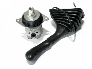 702-16-09720 Джойстик в сборе с рукояткой левый  KOMATSU