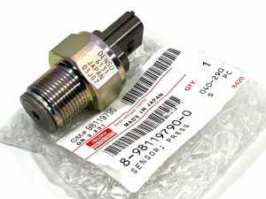 8981197900 Датчик давления топлива в рампе 8973186840,8981387360, 499000-6131 ORIGINAL  ISUZU