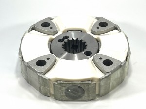 4646893 Муфта гидронасоса с хабом  HITACHI