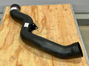 YA00007733 Патрубок воздушный  HITACHI