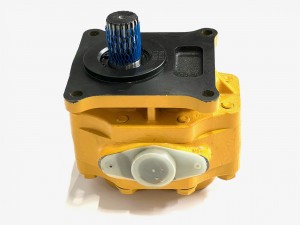 07438-72202 Насос трансмиссии 07438-72902  KOMATSU