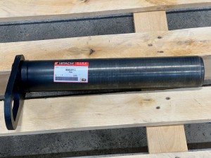 8082872 Палец  HITACHI