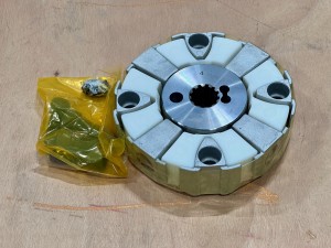 13E6-16010 Муфта в сборе 13E6-16030  HYUNDAI