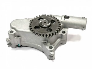 1131003121 Насос масляный  ISUZU