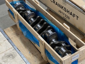 6754-01-1310 Вал коленчатый 6754-32-1330  KOMATSU