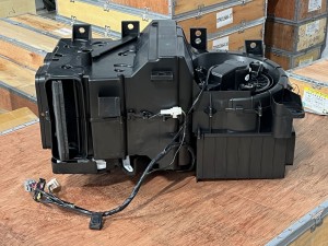 20Y-810-1213 Отопитель в сборе 20Y-810-1211, 20Y-810-1212  KOMATSU