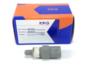 4651943 Датчик температуры 8121468300  HITACHI