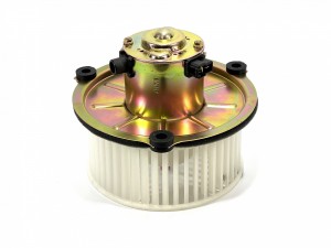 4370266 Мотор отопителя 26756-77591  HITACHI