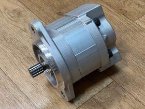 705-11-32110 Насос гидравлический  KOMATSU