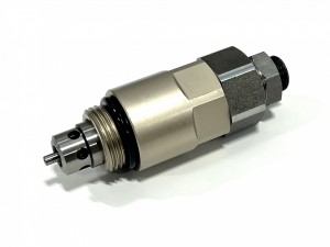 31QB-17760 Клапан гидравлический  HYUNDAI